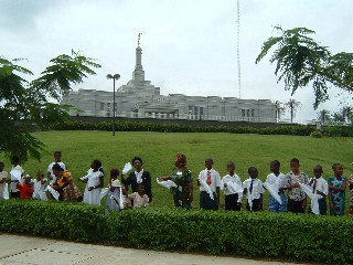 People lining the driveways in the Temple Complex